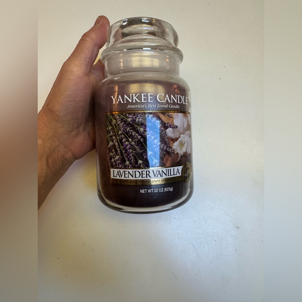 Yankee Candle Lavender Vanilla Jar 22OZ used once